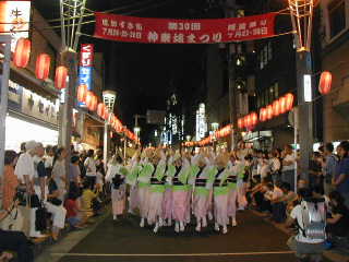 神楽坂阿波踊り
